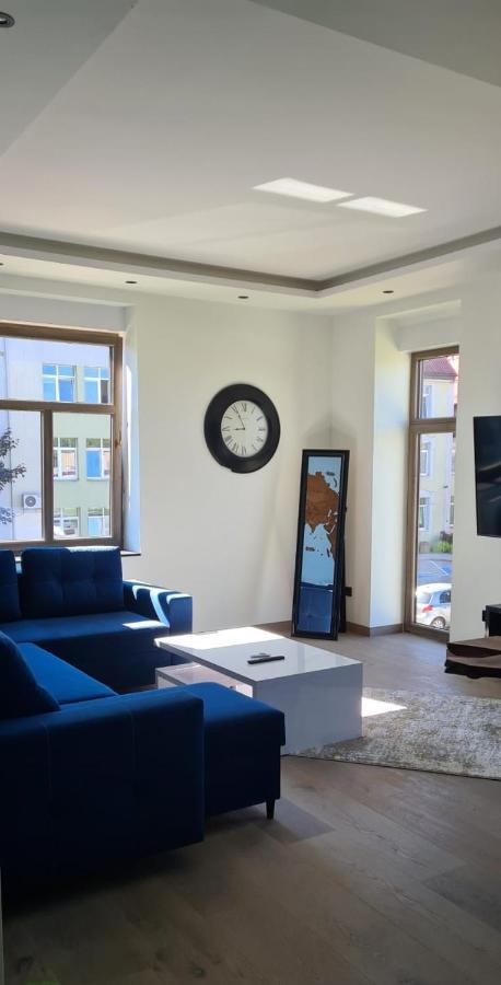 Blue Door Apartment Августів Екстер'єр фото